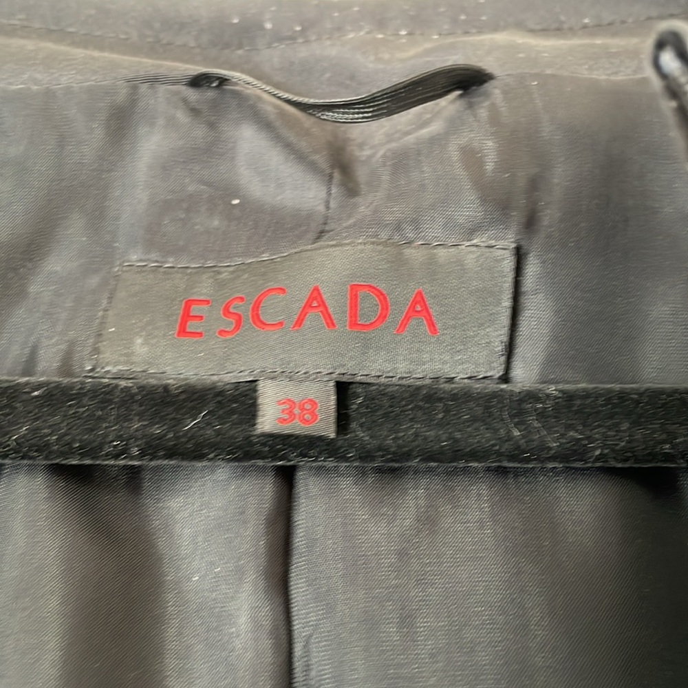 Escada Jacket - Picture 3 of 4